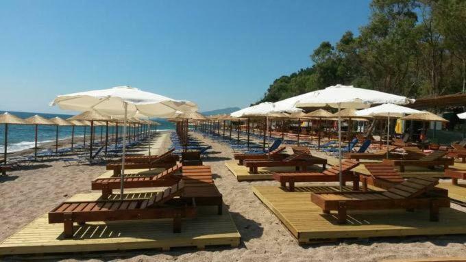Burano Camping Beach-Bar Nea Thesi Luaran gambar